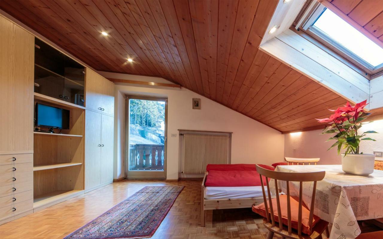 Holiday Apartments Costanzi Ортизеи Экстерьер фото